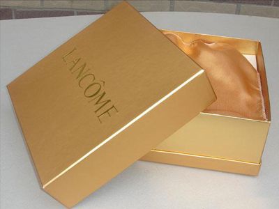 Die Cut Paper Custom Printed Packaging Boxes 