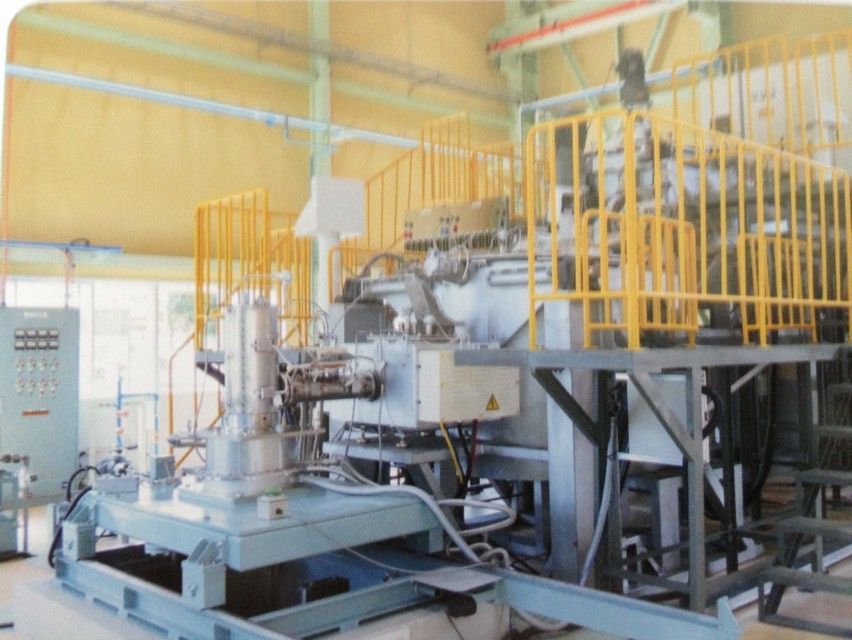 Magnesium alloy semi-continuous casting systems