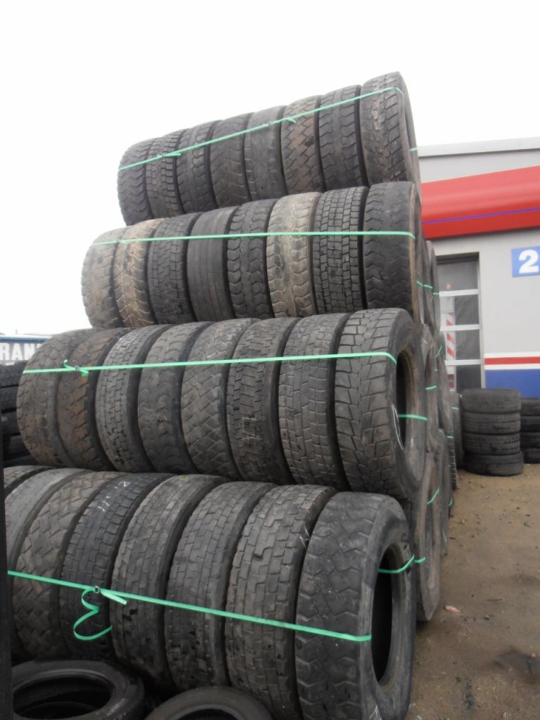 315/80 R22,5 Used truck tires