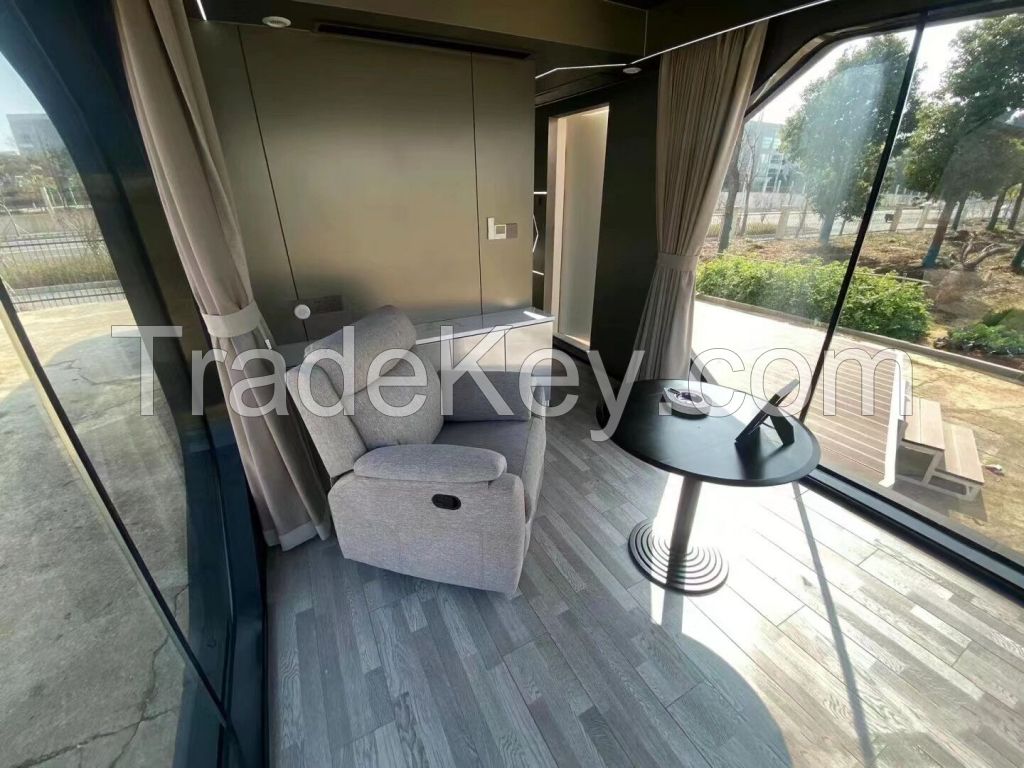 outdoor Mobile Aluminum Alloy Capsule Hotel Camping Prefab Capsule House sleeping pod container home
