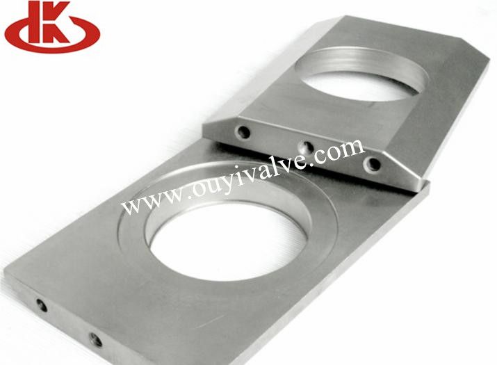 Bearing plate for ball valve