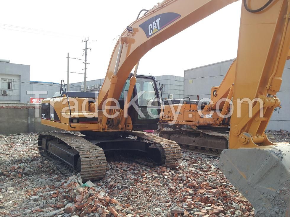 used excavator Cat 320CL