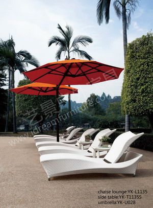 outdoor furniture / garden furniture sun lounger