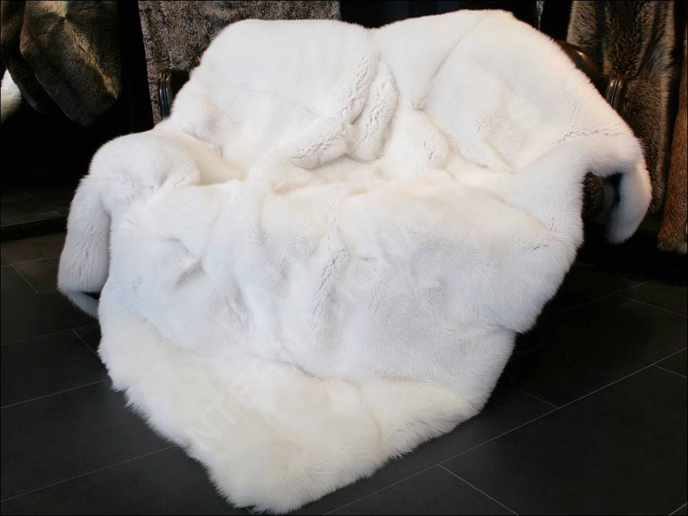 Faux Fur/PV plush Blanket/cushion