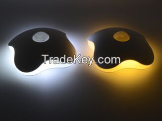 Four Leaf Clover LED lamp PIR Auto Infrared Motion Sensor Night light