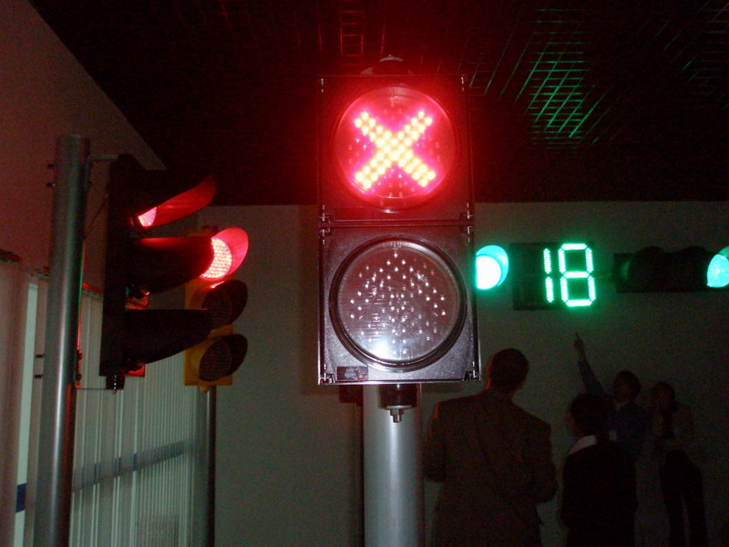 led traffic light