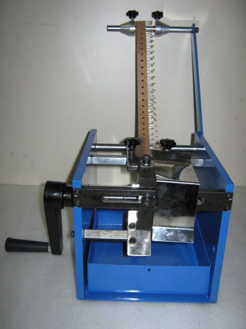 manual taped capacitor lead cutting machine