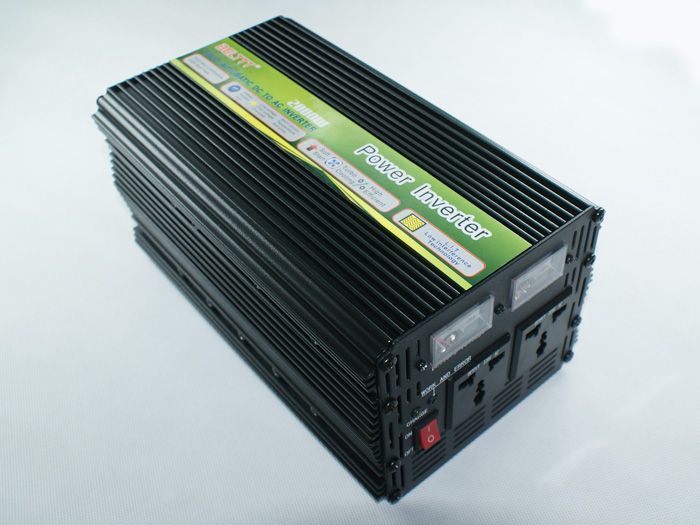 2000W Power Inverter With UPS Charge 