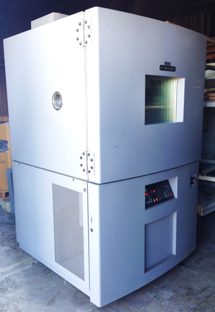 TESTEQUITY 1020S ENVIRONMENTAL TEMPERATURE CHAMBER 1000 SERIES TEST EQUITY