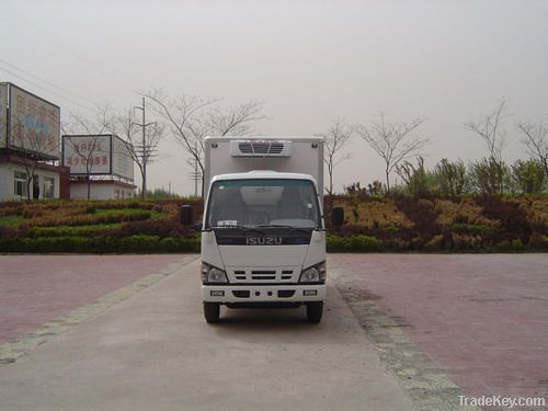 Refrigerated truck