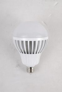 Super Bright E27 20w Plastic Led Bulb