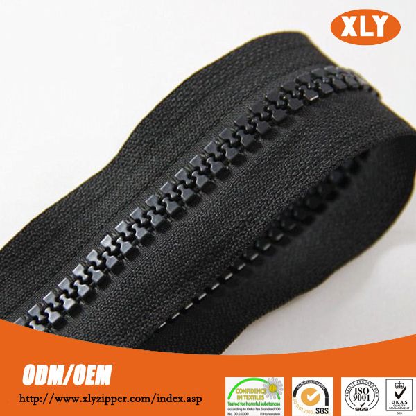 High Quality plastic zipper for sale