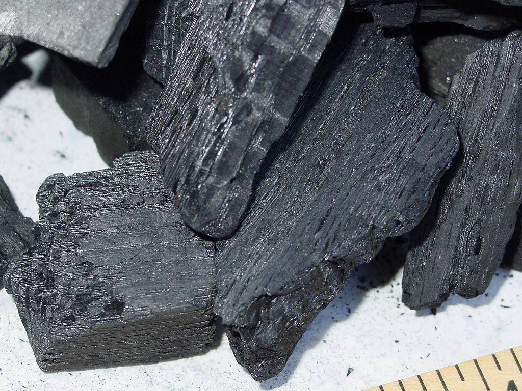 Ashless charcoal for BBQ