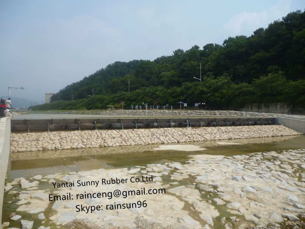 spillway gates