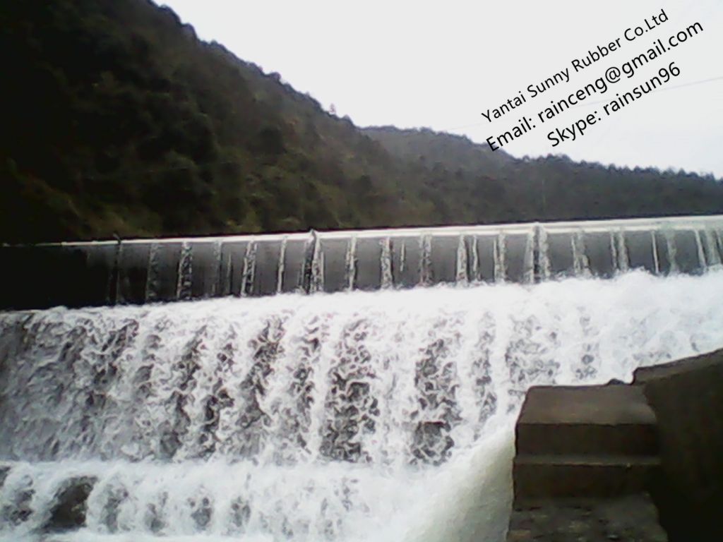 spillway gates