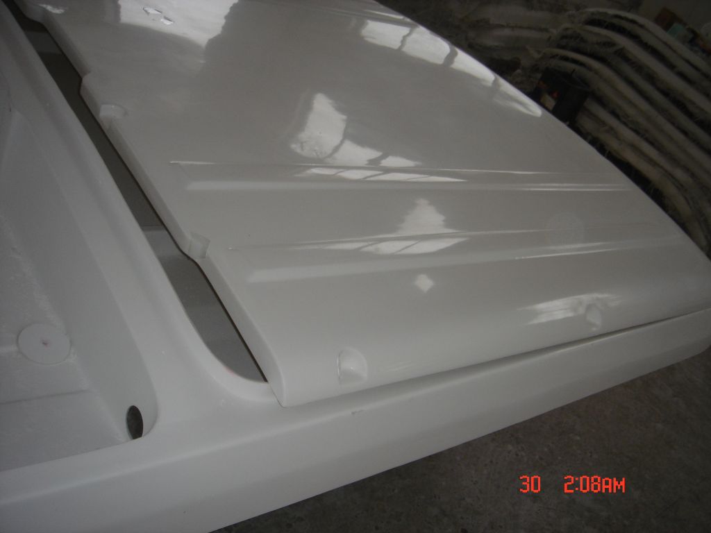 FRP bus air-condition body shell