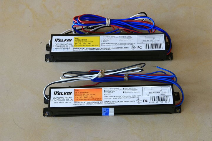 4x32w    T8    120V-277V    electronic ballast