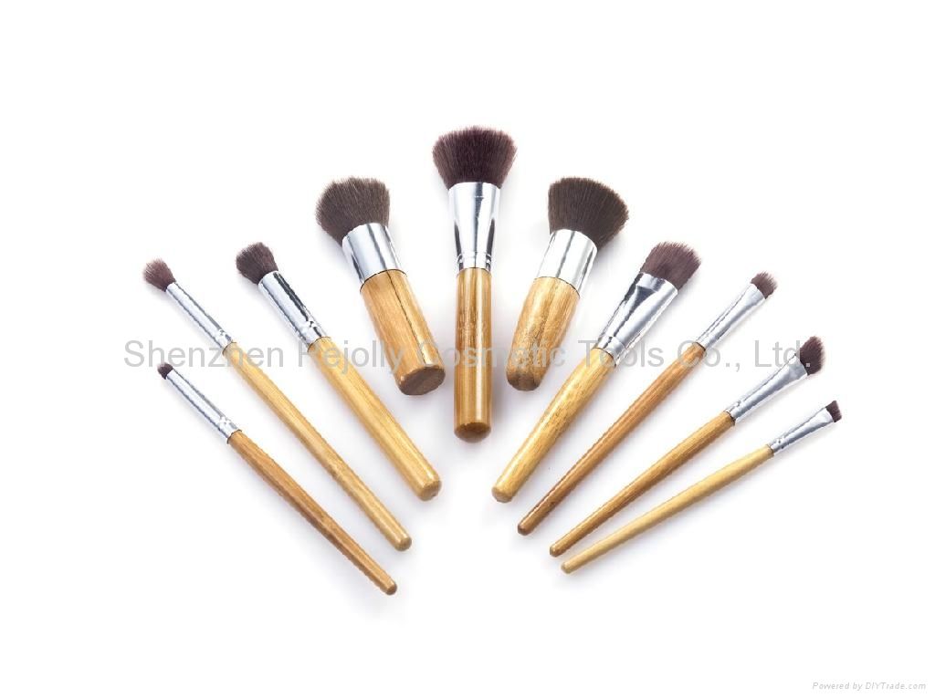 Cosmetic Brush Set - 10 pcs High Quality with Bamboo Handle