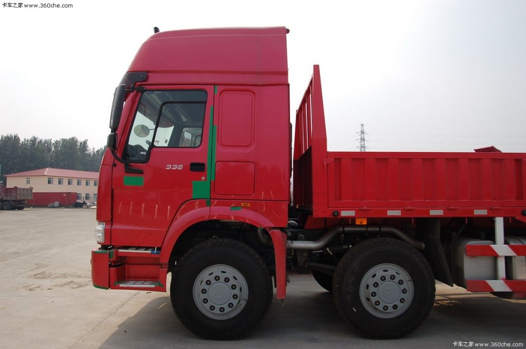 sinotruk china heavy duty howo 336hp cargo truck