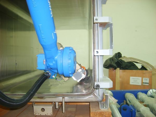  Dispensing Robot 