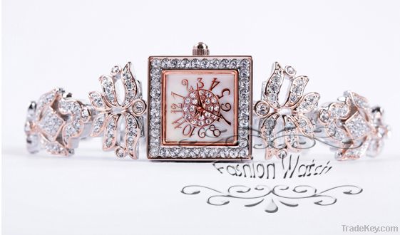 2013 New High Quality Fashion Luxury Ladies' Watch
