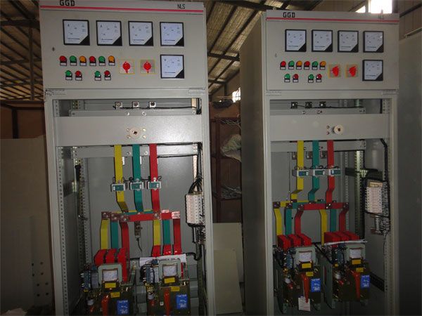 AC low voltage power distribution board