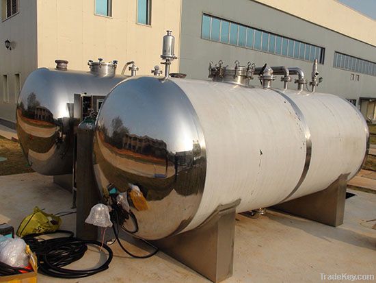 Sanitary stainless steel store tank