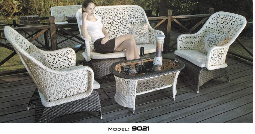 Hot sale Rattan cane outdoor furniture garden set for sandy beach balcony and lawn