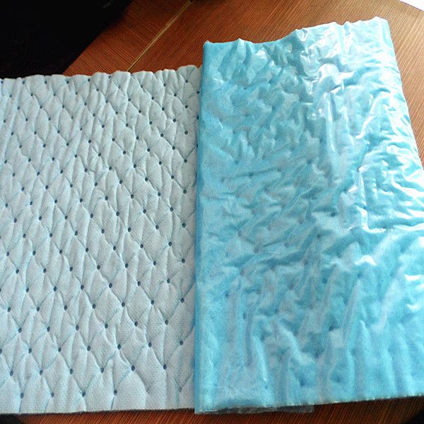 laminated super oil absorbing nonwoven mats pads