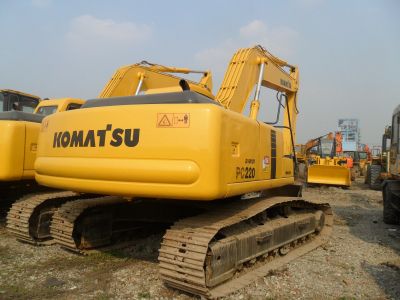 USED KOMATSU PC200-6 EXCAVATOR