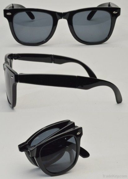 Foldable Wayfarer Sunglasses