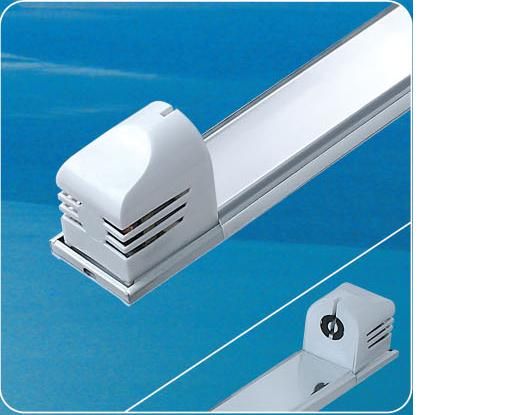 Electronic fluorescent lamp fixtures