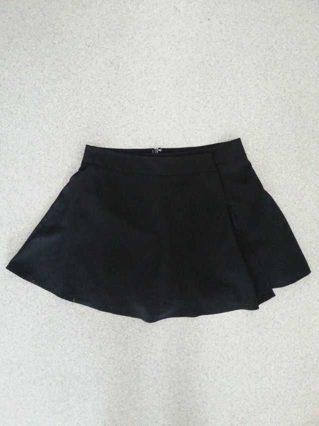 LADIES' 100% POLYESTER NICOLE SHORTS