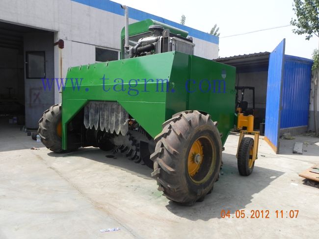 M2000 compost turner/compost processing machine from TAGRM