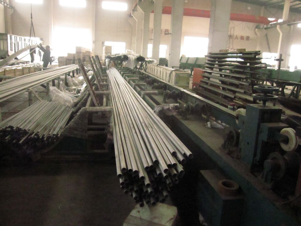 stainless steel seamless tube  UNS S31803