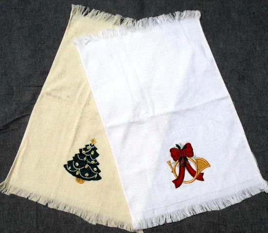 Finger Tip Towel w/Embroidery