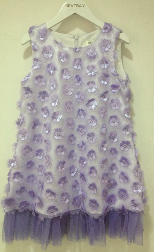  mesh sleeveless dress with flower embroidered
