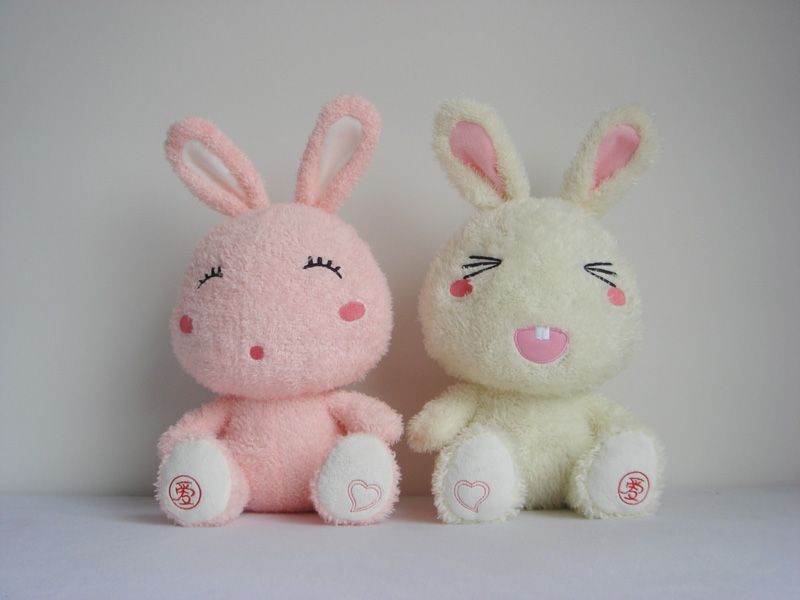 Plush stuffed animal toys