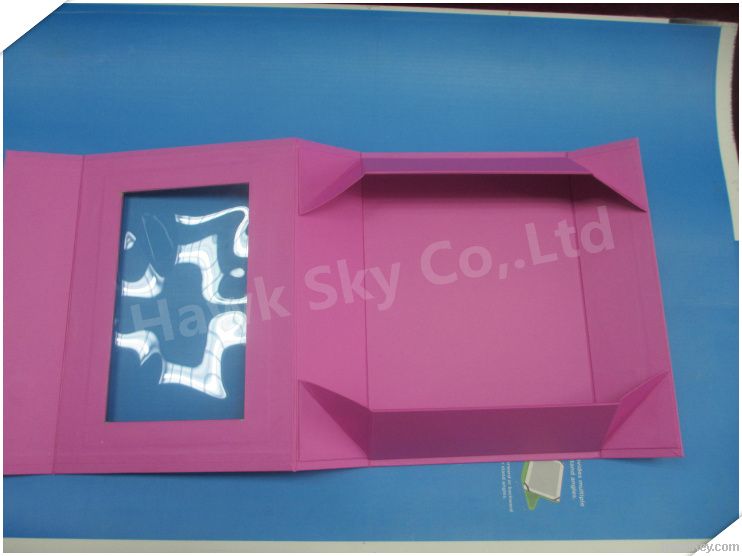 Foldable paper box with PVC window