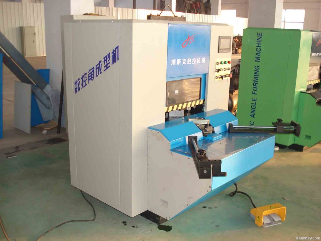 CNC corner moulding machine