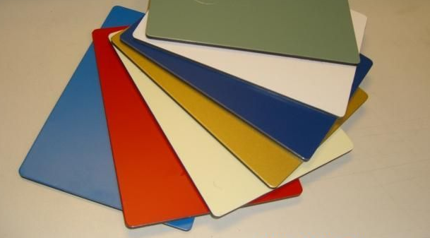 Environment-friently coloured aluminum composite panels