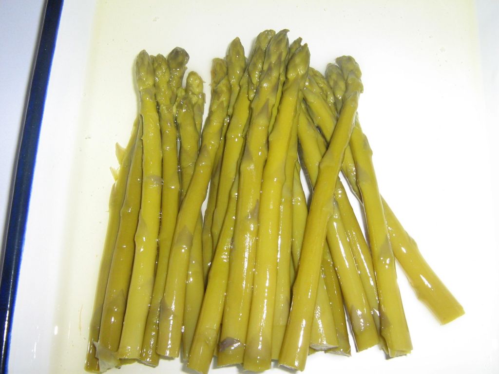 green asparagus