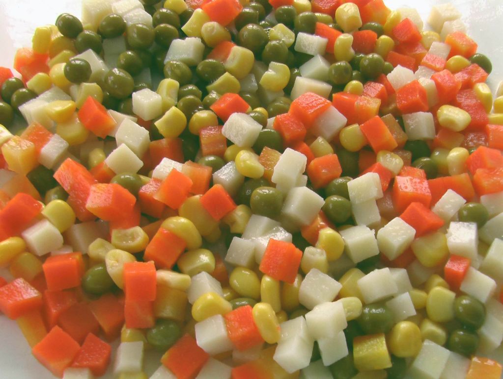 mixed vegetables in tins