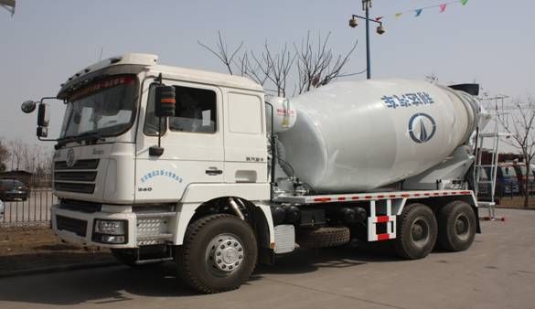 SHACMAN Chassis Concrete Mixing Truck 12 cbm