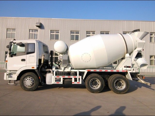 Leader Concrete mixer truck 6mÂ³