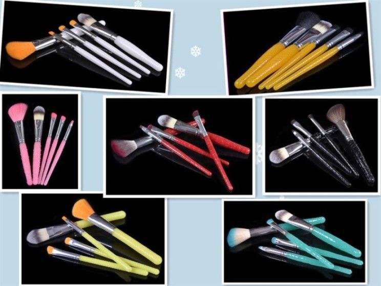 Fashionable Hot Selling Cosmetic Brush with High Grade Resin Handle