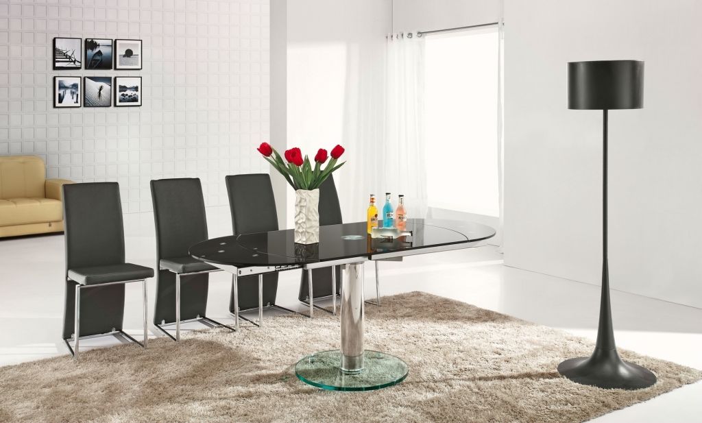 Modern Extendable Tempered Glass Dining Tables