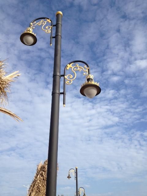 Street Lighting Column (Lighting And Lamp Ploes)