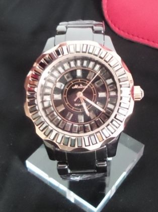 Wrist Watches - F6373