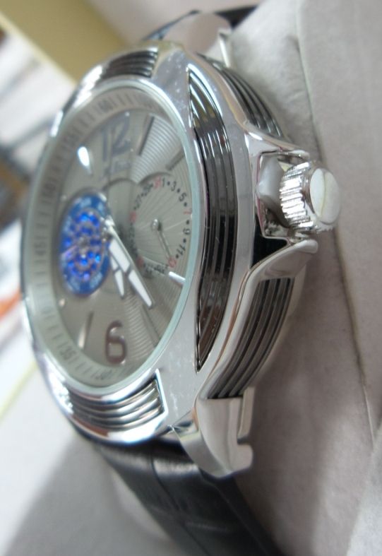 Wrist Watches - F12027